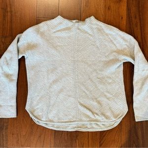 Aritzia Babaton Sweater